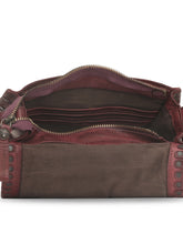 Ladda upp bild till gallerivisning, Axelremsväska / Sling bag  MARY